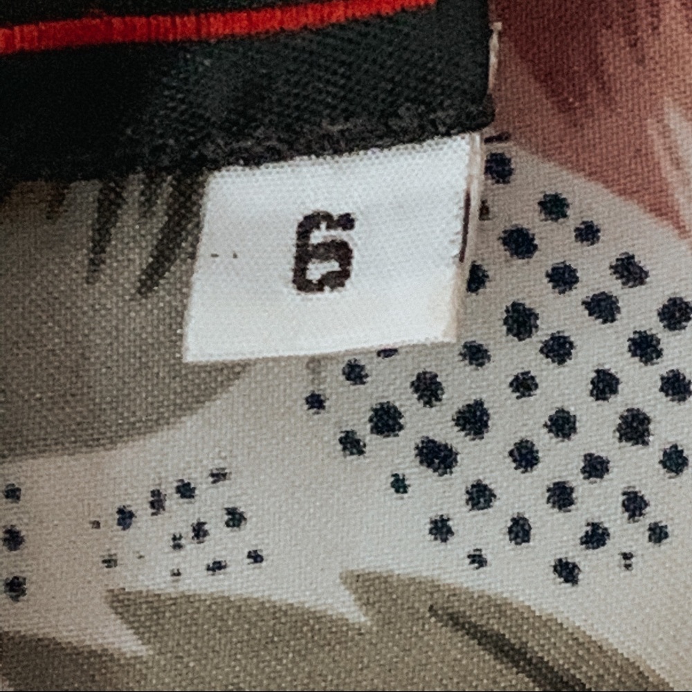 Floral button down - Picture 4 of 4